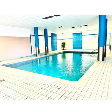 Au Bout Du Bois Piscine Sauna Hammam Accessible En Saison Et Le Accessible Toute L Annee 아파트 레데세르